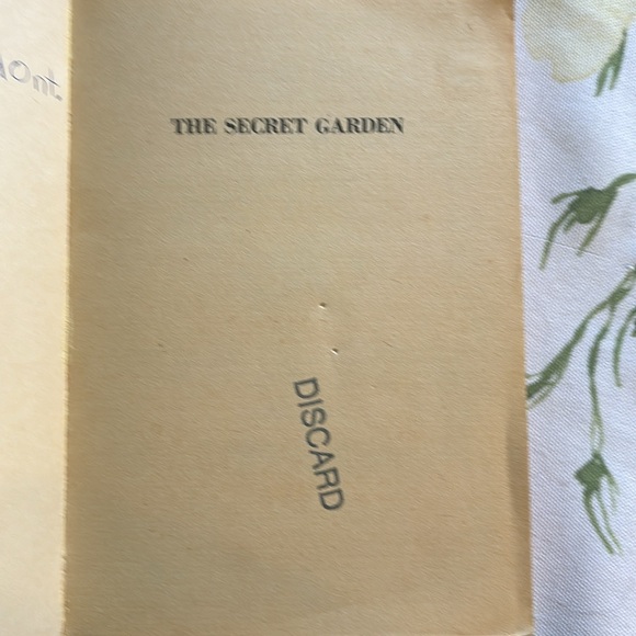 *Vintage*The Secret Garden Book - Picture 3 of 7